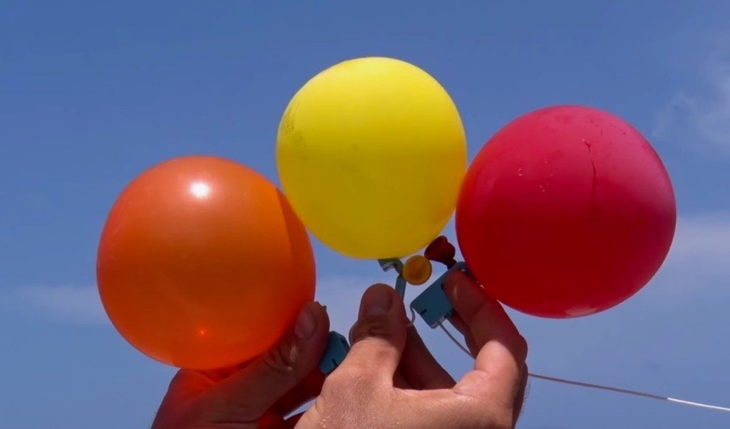 balloon fishing with blacktiph