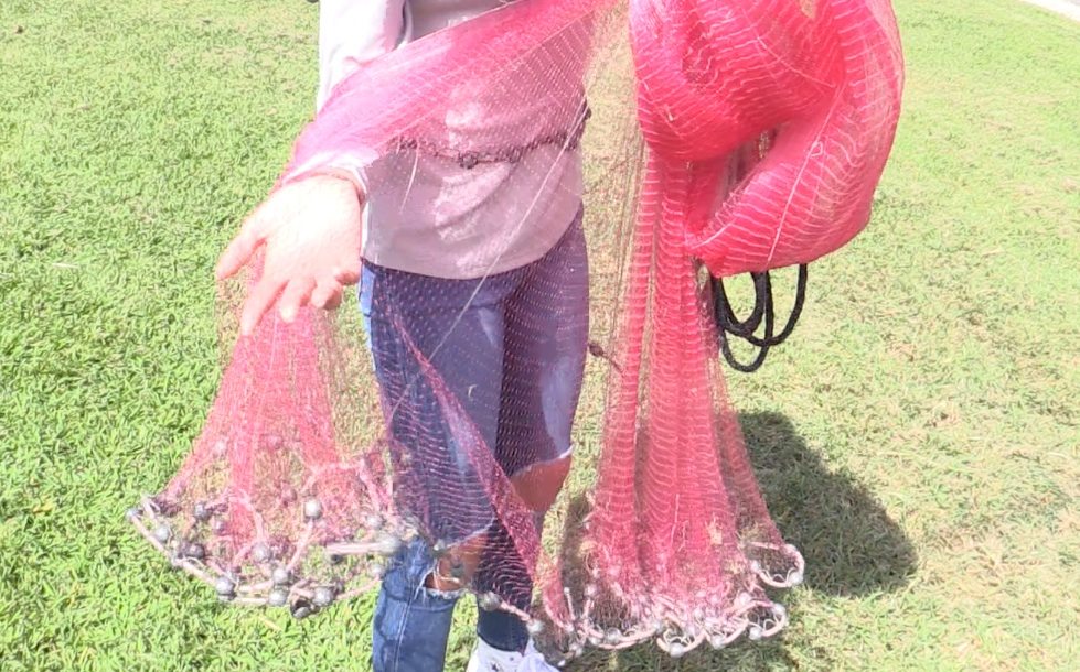 how to load a 10 ft cast net