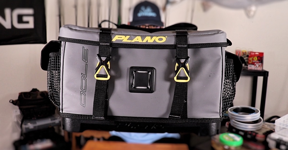 http://plano%20z%20series%20waterproof%20tackle%20bag%20review