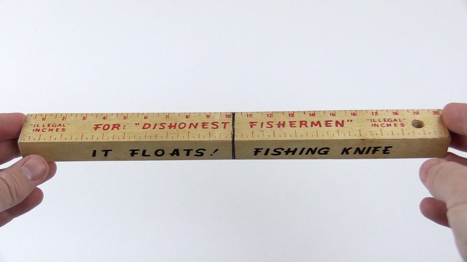 http://floating%20fishing%20knife