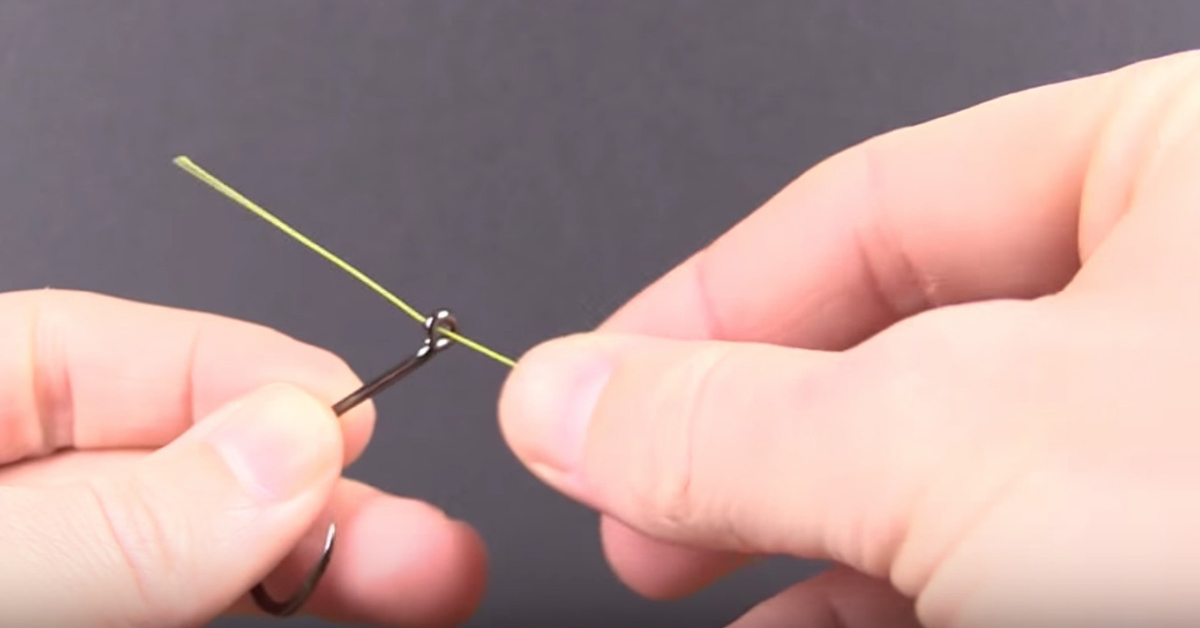 Step 1 of the San Diego Jam Knot