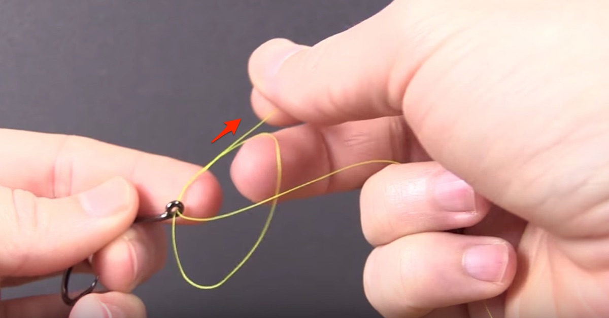 Step 2.1 of the San Diego Jam Knot