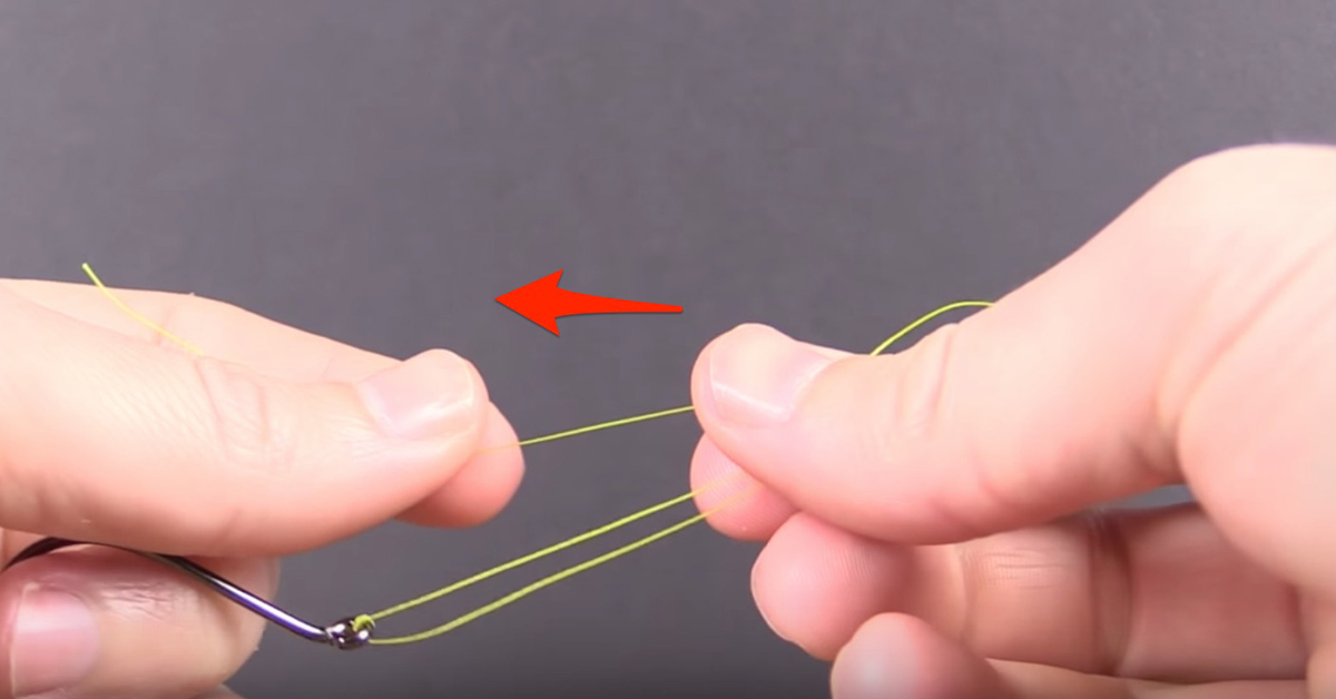 Step 3.2 of the San Diego Jam Knot