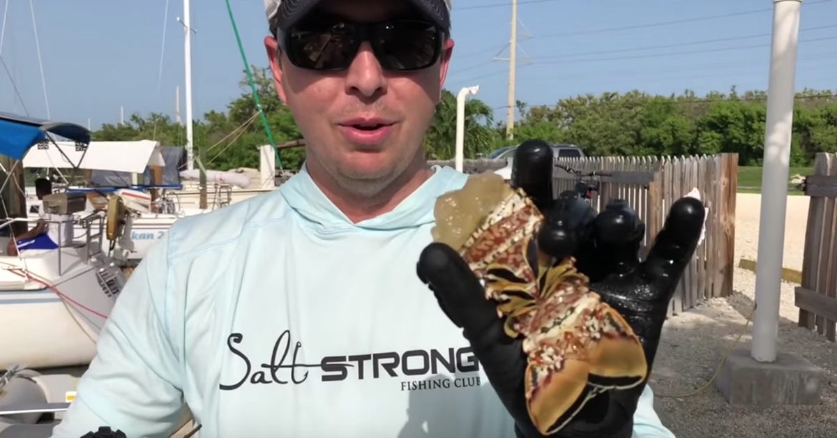 how to clean a lobster tail