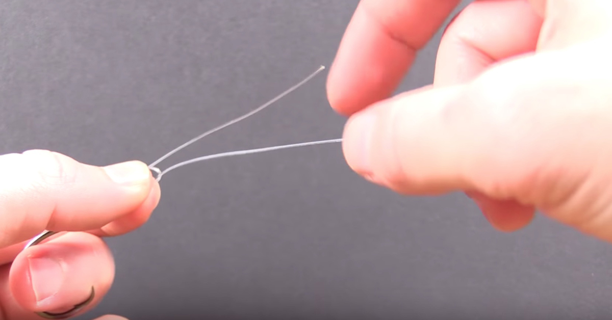 step 3.4 of the Rapala Knot