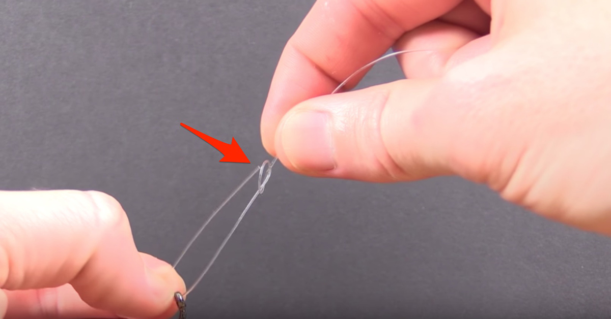 Step 3 of the Rapala Knot