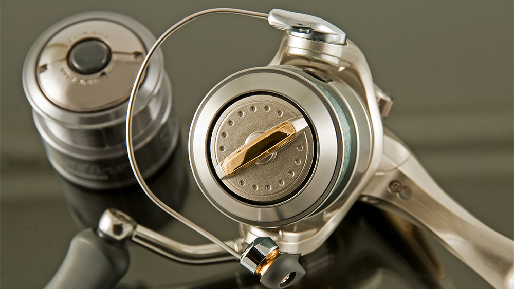 saltwater spinning reel drag system