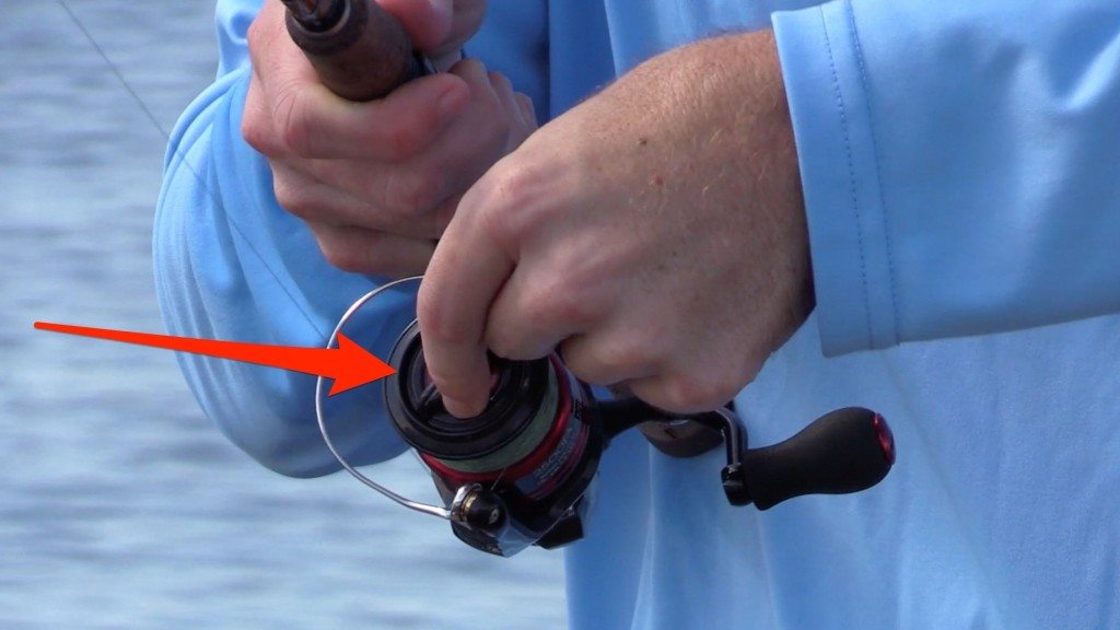 tighten spinning reel drag